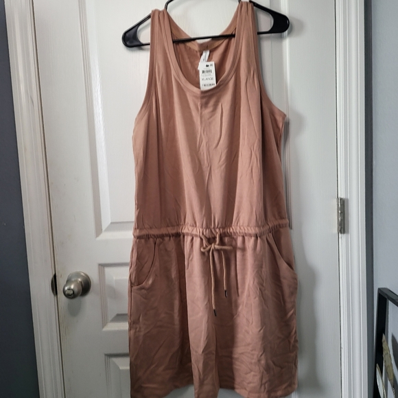 Drawstring-Waist Sleeveless Dress Size XL - Picture 2 of 5